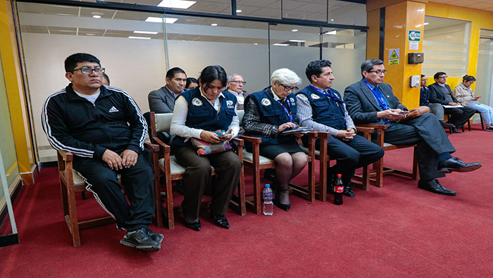 El Pleno del Consejo Regional Cusco, en el marco de la octava sesión extraordinaria, aprobó el informe del estado situacional del sector y las metas programadas para el presente año sustentado por el gerente regional de Salud, Ernesto Choquehuayta Morales quien, durante su alocución, hizo conocer las políticas implementadas desde el inicio de su mandato en la Gerencia Regional de Salud (Geresa).