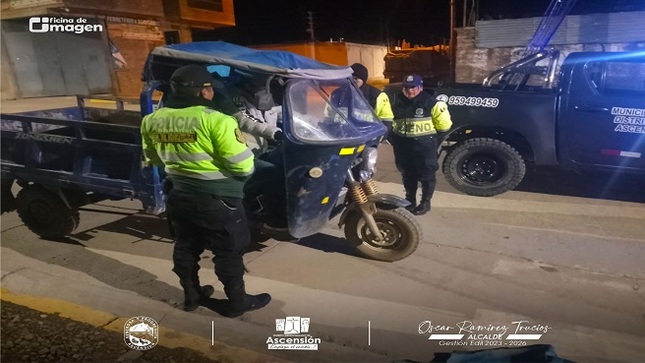 Conductor en estado de ebriedad es detenido y trasladado a la comisaría sectorial por la unidad de serenazgo.