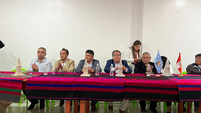 Participa de reunión intergubernamental