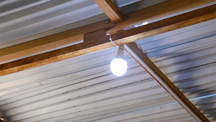Hermanos Nunja tienen acceso a la energía eléctrica