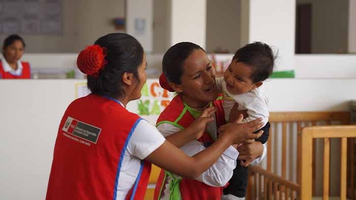 Cuna Más y el Comité de Gestión Juan Pablo II de Ate trabajan de la mano por la primera infancia y habilitan nuevas cunas  (1)