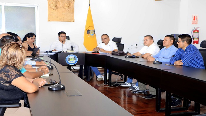 se reúne con regidores del distrito de Chancay