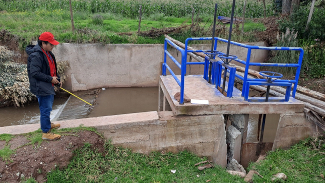La Contraloría General de la República, advirtió deficiencias en la obra “Construcción de bocatoma en el sistema de riego de la localidad Haparquilla, distrito y provincia de Anta”. Dicho proyecto está valorizado en S/ 379 572,44 y se encuentra inutilizable para regar áreas de cultivo