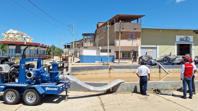 La Contraloría General emitió 275 comunicaciones de exhortación, en el 2023 y en lo que va del 2024, a los titulares de gobiernos regionales y locales de Tumbes, Piura, Lambayeque, La Libertad y Ancash para que adopten acciones oportunas y necesarias ante la ocurrencia de un fenómeno natural, con la finalidad de salvaguardar a salud e integridad de la población. Solo 24 entidades respondieron, pese a la emisión de reiterativos de muy urgente en razón a las lluvias de febrero.