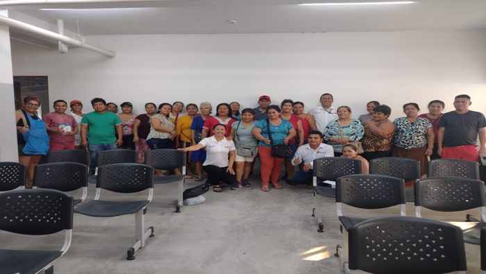 Capacitación en las instalaciones del auditorio del Mercado Modelo 