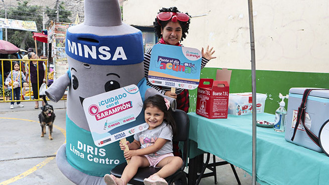 Foto 1 de Minsa y Municipio de San Juan de Lurigancho suman esfuerzos para jornada de vacunación contra el sarampión 