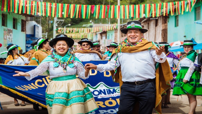 ALCALDE DE SAN JERÓNIMO, SABINO PORTILLO REALIZA LA INVITACIÓN A LAS AUTORIDADES Y POBLACIÓN DE ANDARAPA A PARTICIPAR DEL CARNAVAL DE LOS PUEBLOS ANCESTRALES TUPAY 2024.