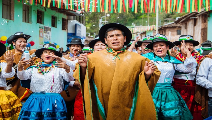 ALCALDE DE SAN JERÓNIMO, SABINO PORTILLO REALIZA LA INVITACIÓN A LAS AUTORIDADES Y POBLACIÓN DE ANDARAPA A PARTICIPAR DEL CARNAVAL DE LOS PUEBLOS ANCESTRALES TUPAY 2024.
