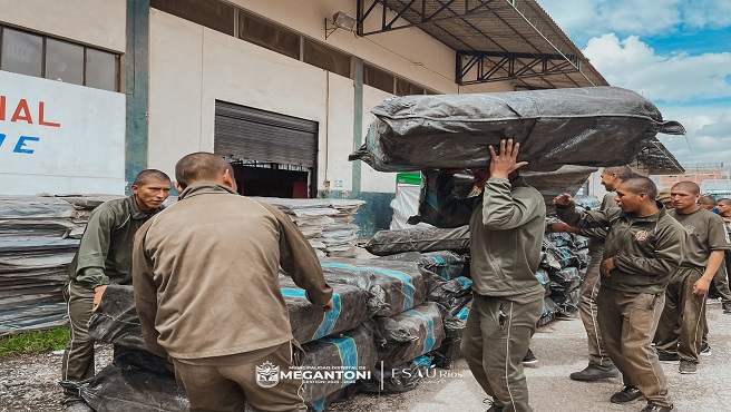 19.5 Toneladas de ayuda humanitaria se entregarรก a damnificados por inundaciones.