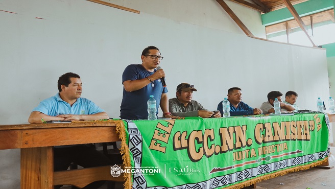 Alcalde de Megantoni sociabiliza Megaproyecto de Saneamiento Bรกsico Integral par CC.NN. Camisea