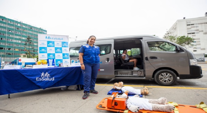 ¡Emergencia escolar! EsSalud te dice qué hacer ante posible accidente de movilidad con niños a bordo