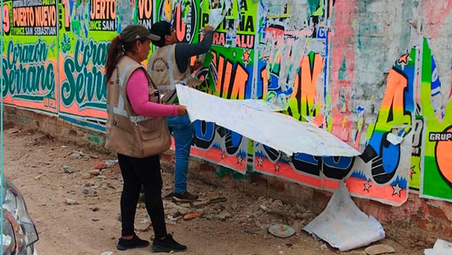 Retiro de afiches sin permiso por la Municipalidad Provincial de Paita