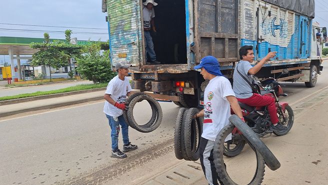 Junín: destruyen 26 toneladas de inservibles que eran criaderos de zancudos Aedes aegypti en la selva central