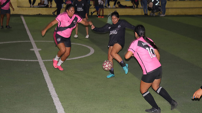 Continúa Campeonato de Fulbito Femenino