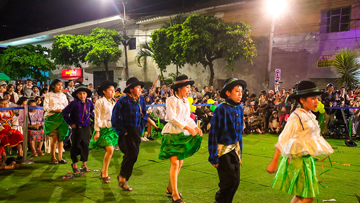 Noche cultural, niños de Quillabamba deslumbran con sus talentos