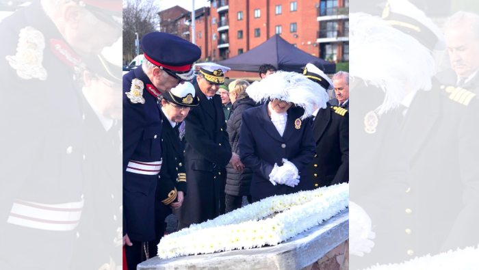 Embajada del Perú en el Reino Unido inaugura placa en honor al Gran Almirante Miguel Grau en Birkenhead