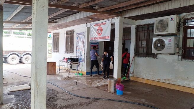 Empezó recuperación del Puesto de Salud Iñapari que fue afectado por las lluvias torrenciales e inundaciones