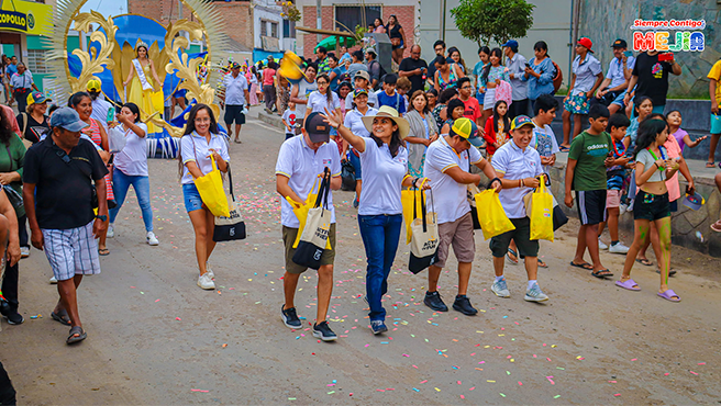¡Con gran éxito se llevó a cabo el corso de la amistad por el 152° aniversario de fundación del balneario de Mejía!