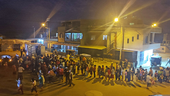 Familias de San José se benefician con el reparto de pescado