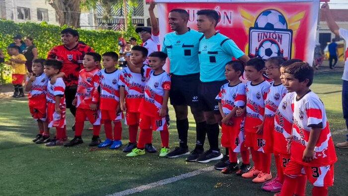 La Municipalidad de Reque reconoce y valora el esfuerzo y la entrega de todos los equipos que participaron en los juegos de verano 2024.