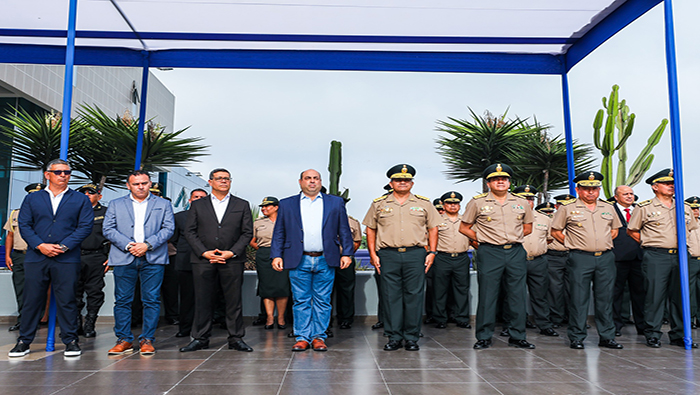 policia y municipalidad