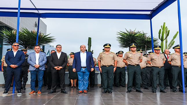 policia y municipalidad