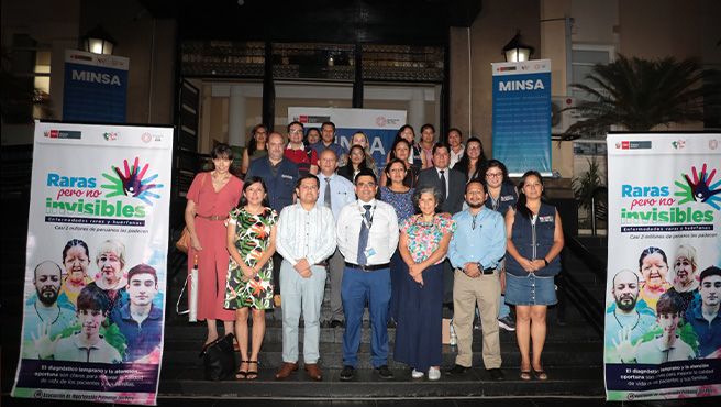 Frontis del Minsa se ilumina de colores para conmemorar el Día Mundial de Enfermedades Raras y Huérfanas