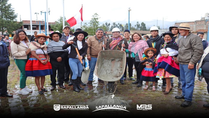 Puesta de Primera Piedra en el C.P. Cocharcas