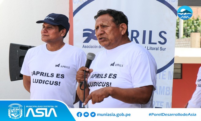 El alcalde del distrito de Asia, Isaías Alcántara Malásquez, participó de la ceremonia de clausura de los talleres de "Aprils es Lúdicos", llevado a cabo en la institución educativa Nº20123 Capilla de Asia.
Ante ello, el burgomaestre destacó el apoyo de la empresa privada "Aprils", a favor de la educación de nuestros niños y jóvenes de nuestro distrito.
#MunicipalidadDistritalDeAsia
#PorelDesarrollodeAsia
#IsaiasAlcantaraAlcaldedeAsia