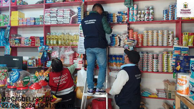  Realizaron un operativo inopinado a las diferentes tiendas y bodegas de la provincia