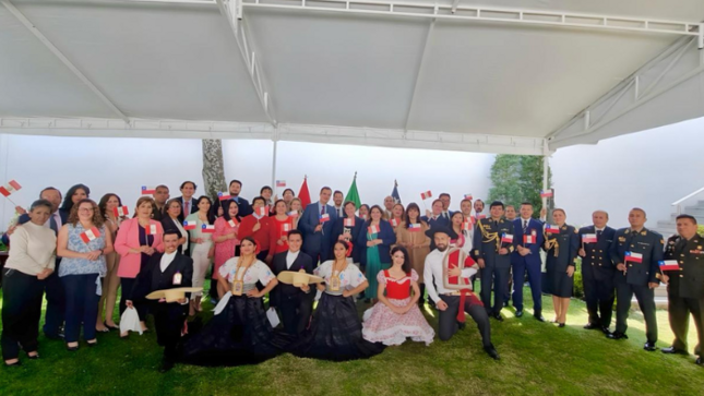 Celebran en México el Día de la Amistad Peruano-Chilena