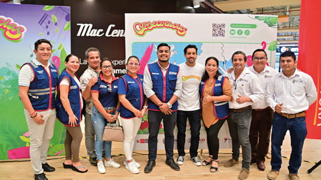 Regidores y funcionarionde la Municiplaida Provincial de Maynas