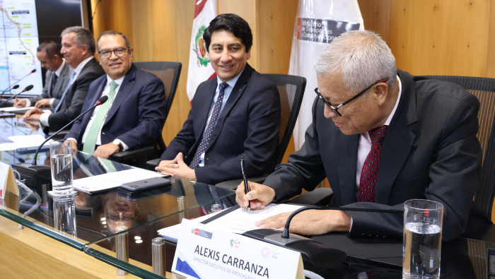 Provías Nacional y Gobierno Regional de Áncash unen esfuerzos para mejorar el corredor vial en el Callejón de Conchucos