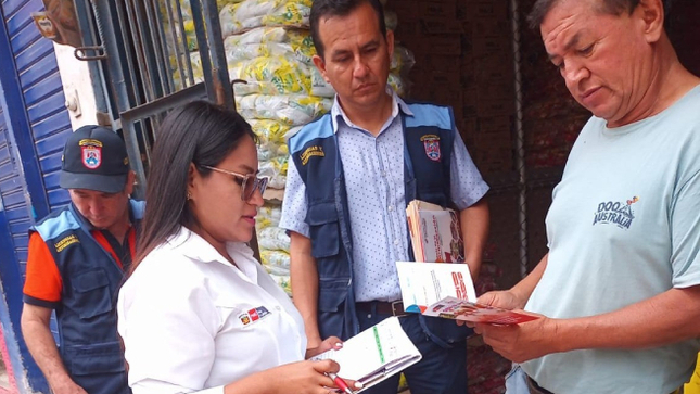 Asesores empresariales del Programa Nacional Tu Empresa en plena campaña de formalizción