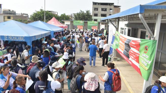 Dengue: Diris Lima Sur inspecciona 11 000 viviendas con acciones de control larvario en Villa María del Triunfo