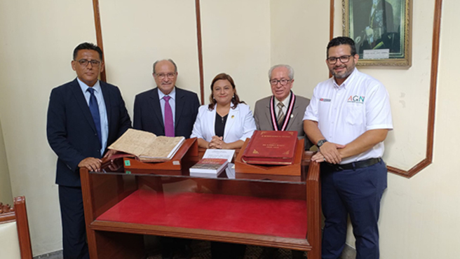 AGN entrega el registro de declaratoria del acta del juramento de la Independencia de la ciudad de Trujillo de 1821