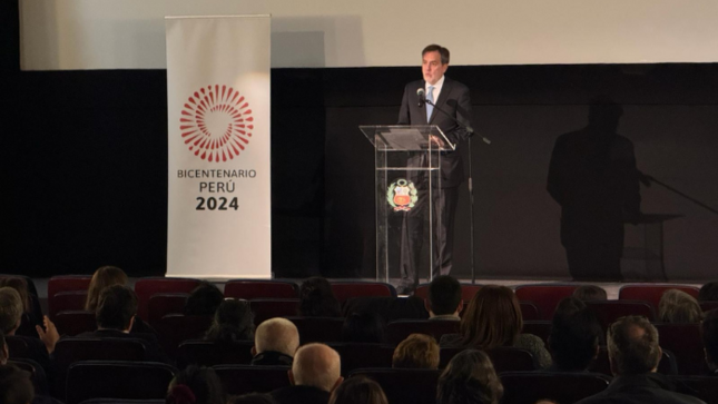 La Embajada del Perú en Bélgica presenta el documental de la agrupación amazónica Los Mirlos en Bruselas