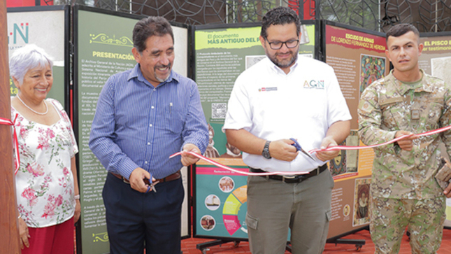 El Archivo General de la Nación - AGN y la Biblioteca Nacional del Perú inauguraron la exposición itinerante.