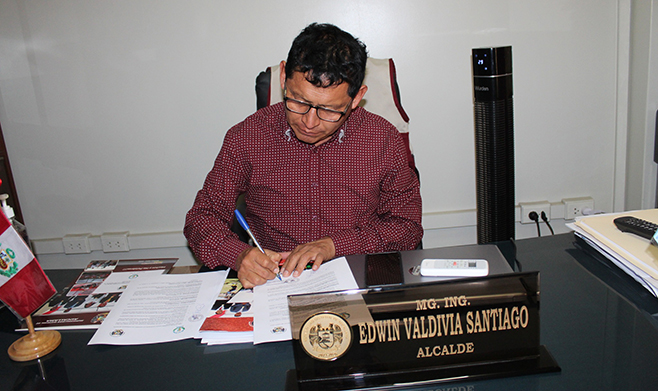 Municipalidad de Aucallama firma convenio con Liga Distrital de Fútbol de Huaral.