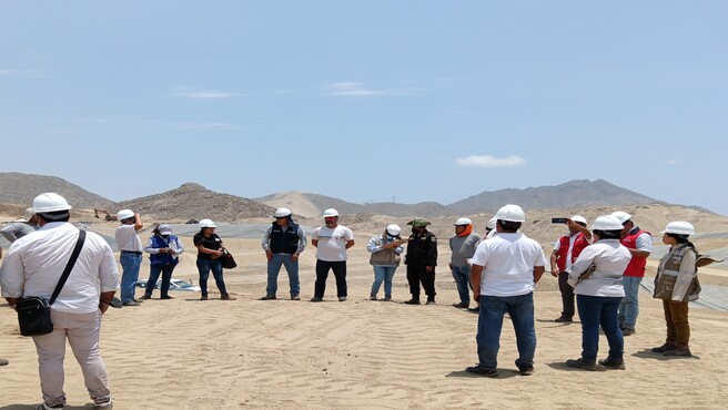 OEFA y MINAM desarrollan un taller con autoridades de Trujillo para abordar la problemática del botadero El Milagro