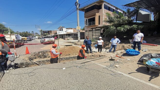 Colapso De Desague En Centro De Salud