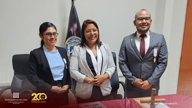 Dr. Bryan Enrique Apagueño Reategui