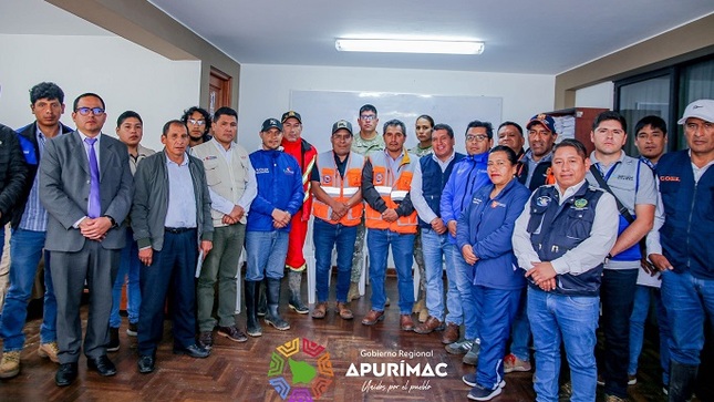 Gobernador regional presidió reunión multisectorial para dar respuesta inmediata a emergencias por fuertes lluvias en Apurímac