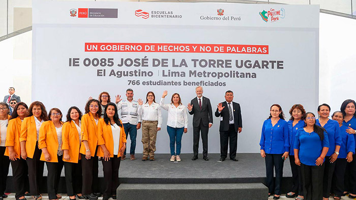 Se entregaron las dos primeras Escuelas Bicentenario en El Agustino y Lima Cercado