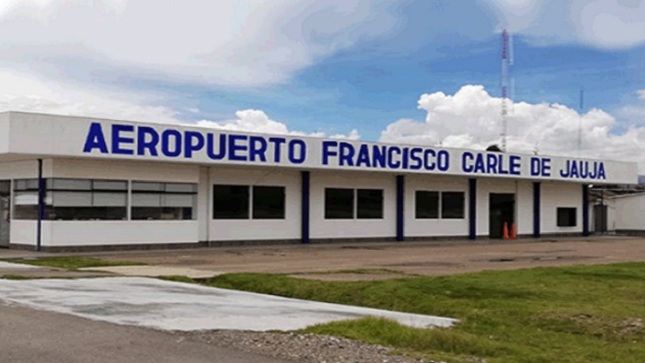 La Contraloría General de la República alertó al Ministerio de Transportes y Comunicaciones (MTC) que la demora en el cumplimiento de los plazos para la adquisición y expropiación de inmuebles para el proyecto de mejoramiento del aeropuerto Francisco Carle de Jauja, en la región Junín, podría generar un aumento del costo de inversión de la obra, que actualmente bordea los S/ 356 millones y que permitirá un mayor desarrollo del sector aeronáutico en esta parte del centro del país.