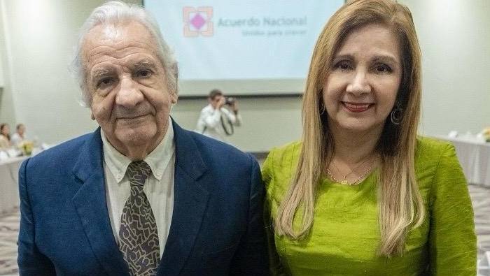 Alcaldesa, Nancy Vizurraga, participó en reunión de trabajo sobre el cumplimiento del Pacto Nacional 