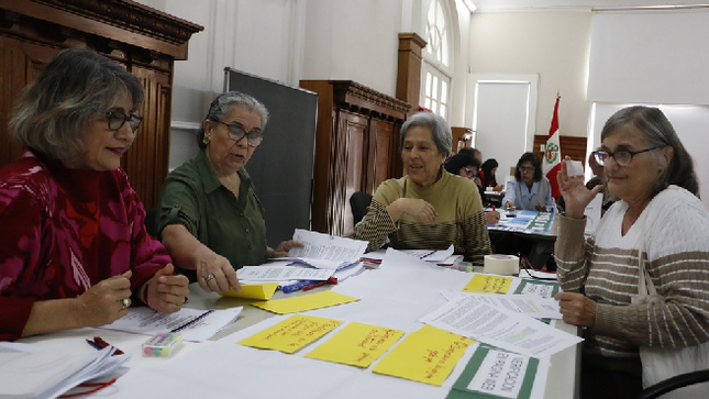 La Contraloría amplió hasta el 8 de marzo el plazo para inscribirse y formar parte del programa “Mentores de Control Social”, dirigido a ciudadanas y ciudadanos mayores de 60 de años de las provincias de Tambopata, Manu y Tahuamanu. Los voluntarios serán aliados en la fiscalización del correcto uso de los recursos públicos en la región Madre de Dios.