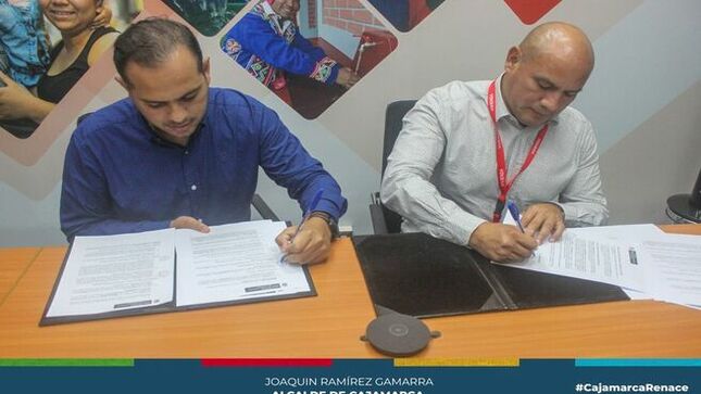 📌El alcalde provincial de Cajamarca, Joaquin Ramírez Gamarra, ha firmado el convenio con el Ministerio de Vivienda, Construcción y Saneamiento para pavimentar más de 16 mil 629m2 en el sector San Martín por un monto de más de 8 millones de soles. 
👉El sector San Martín es reconocido por ser una zona de crecimiento y por ser una zona semi comercial, la cual cuenta con muchas vías sin pavimentar; por ello en este proyecto se está considerando realizar aproximadamente 16 mil 629 m2 de pavimento rígido, también se está considerando, 396 m3 de cunetas triangulares, además de 930 m2 de veredas de concreto simple, y 108 m3 de rampas para discapacitados. 
🤝Este es un proyecto respetará toda la normativa correspondiente en el diseño de pavimentos urbanos, convirtiéndose en un proyecto emblemático e integral para nuestra provincia, mejorando la condición de vida de miles de familias cajamarquinas. 