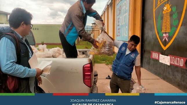 💪En una iniciativa que destaca el compromiso de la Municipalidad Provincial de Cajamarca con la salud y el bienestar de su comunidad, se realizó la entrega de canastas a los pacientes beneficiarios de Tuberculosis (TBC) en diferentes postas y centros de salud. 
📌Hasta la fecha se ha completado la distribución de estás valiosas canastas en las instalaciones de salud de La Encañada, Chontapaccha, Sector Huacariz, el Penal de Huacariz (INPE), Pata Pata, Huambocancha, Llacanora, Sapuc, Los Baños del Inca, Santa Bárbara, Sarín, La Tulpuna, Magna Vallejo, Pachacutec, Atahualpa, Huambocancha Alta y Baja, Samana Cruz.