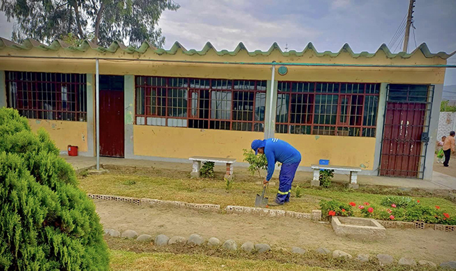 Insitución Educativa N° 20802 "Escuelita de Miraflores" agradece trabajos del personal municipal.